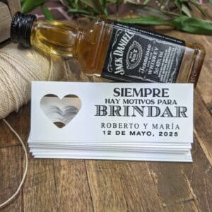 Etiquetas personalizadas celebracion, modelo 5. Set de 25 unidades.